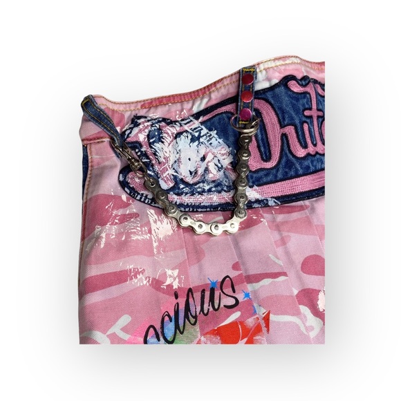 Vintage Y2K: Von Dutch ☻︎ Motorcycle Chain Denim Skirt ☻ Handpainted Camo Print - Picture 8 of 16